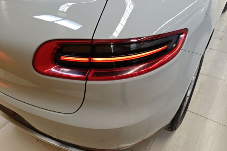 保时捷 2017款  Macan 2.0T车身外观6006