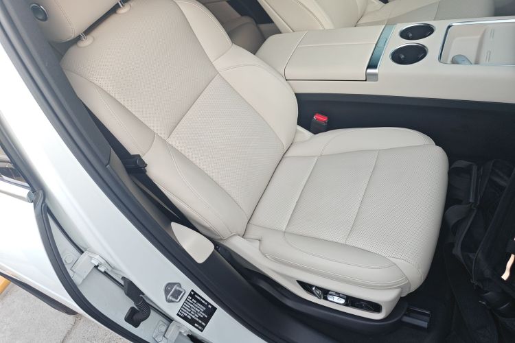 理想汽车 理想L7 2023款 Pro局部细节41