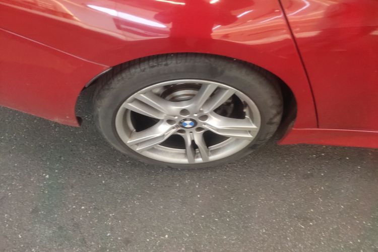 宝马3系 2017款 320Li M运动型车身外观6008