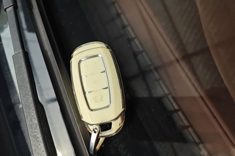 现代 名图 2021款 1.8L CVT GLX精英版中控内饰7001