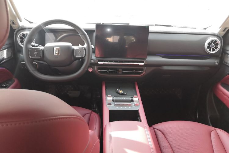 坦克300新能源 2025款 Hi4-T中控内饰7002