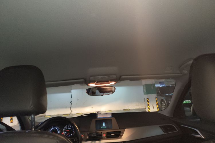 宝马1系 2018款 118i 时尚型局部细节22