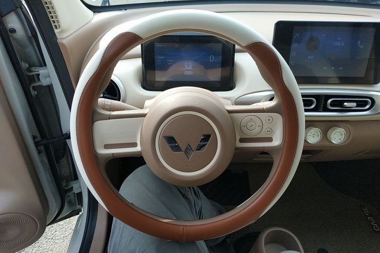 五菱汽车 宏光MINIEV 2025款 四门版 臻享+款中控内饰13