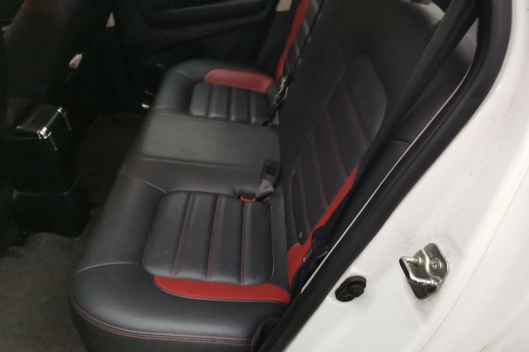 哈弗H1 2016款 蓝标 1.5L AMT都市型中控内饰21