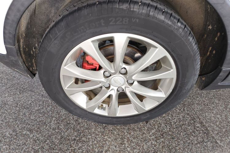 吉利汽车 帝豪GS 2016款 运动版 1.8L 自动领尚型车身外观6008