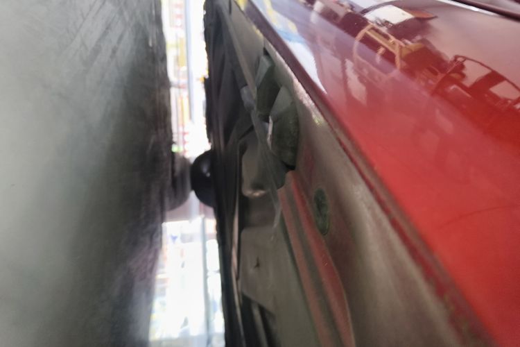 奔驰A级(进口) 2017款 改款 A 200 动感型局部细节9002