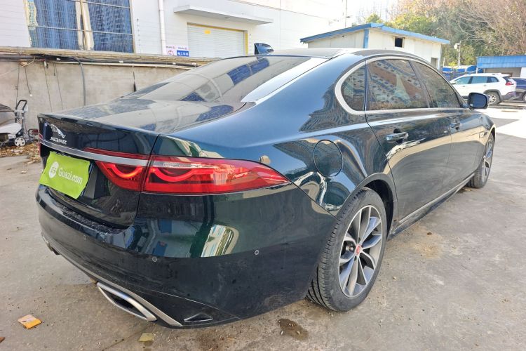 捷豹XFL 2023款 XFL 2.0T P250 两驱精英运动版车身外观7