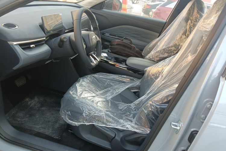 ARCFOX极狐 极狐T1 2025款 320 PRO中控内饰19