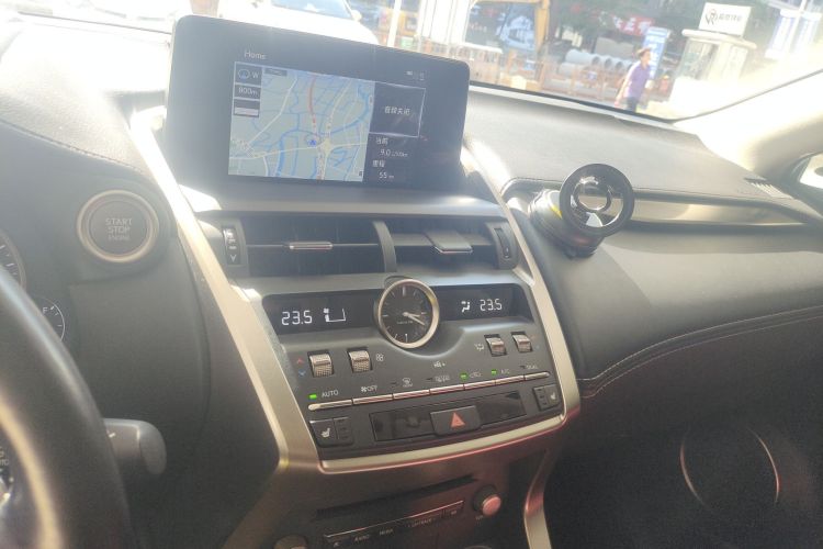 雷克萨斯NX 2020款 200 全驱 锋尚版 国VI局部细节16