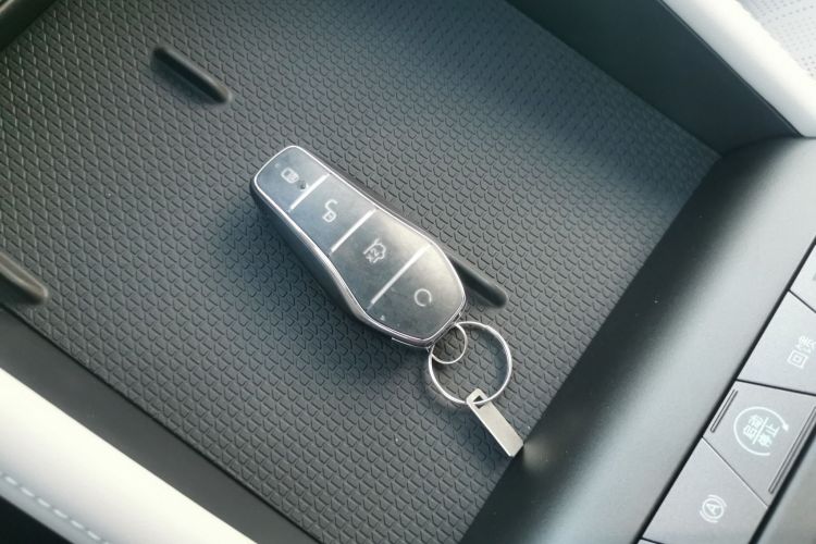 比亚迪 元UP 2025款 301KM 领航型中控内饰7001