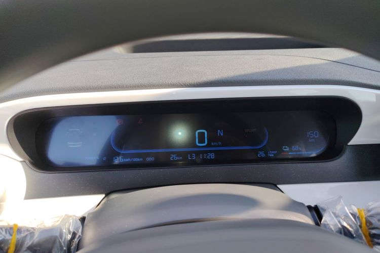 吉利银河 熊猫 2025款 210km 元气熊中控内饰14