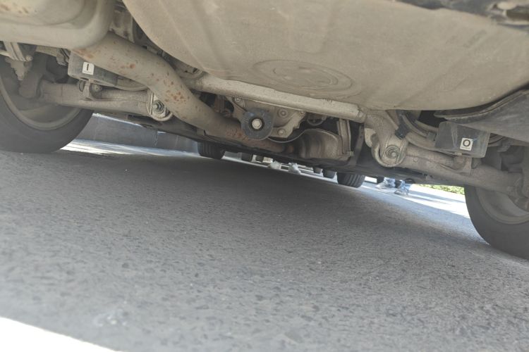 宝马5系 2014款 525Li 领先型局部细节9009