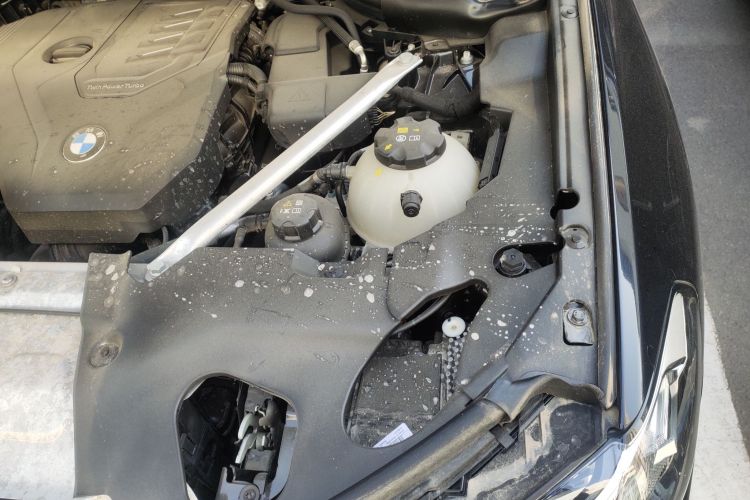 宝马X3 2023款 xDrive30i 领先型 M曜夜套装机舱底盘26