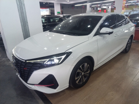 长安 逸动 2022款 PLUS 蓝鲸NE 1.4T GDI DCT尊贵版