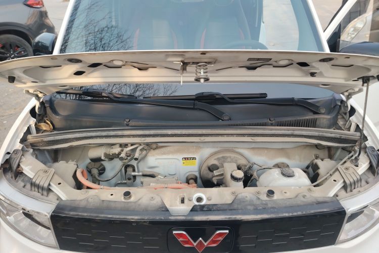 五菱汽车 宏光MINIEV 2020款 自在款 磷酸铁锂机舱底盘24