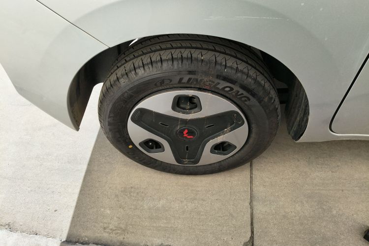 五菱汽车 五菱之光新能源 2025款 201km 舒适型车身外观6008