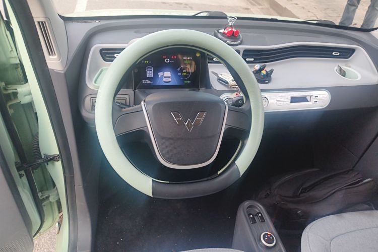 五菱汽车 宏光MINIEV 2021款 马卡龙夹心款 120km 磷酸铁锂中控内饰13