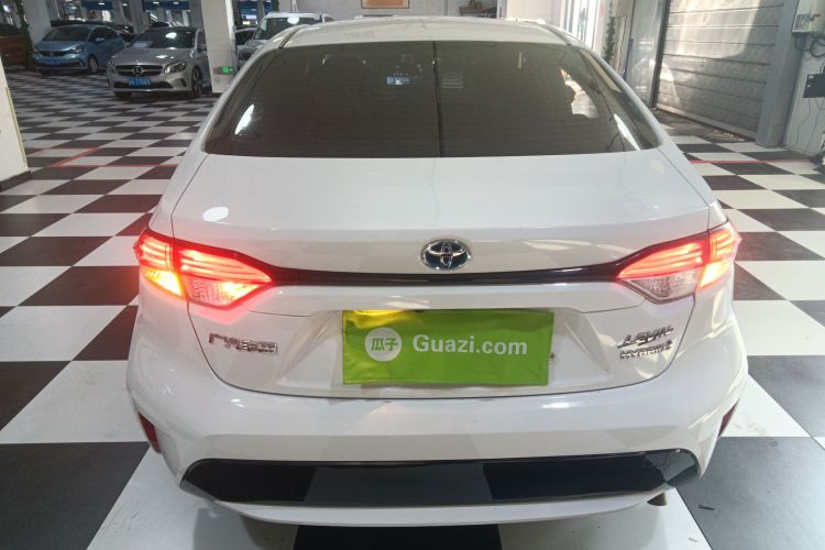 丰田 雷凌 2022款 双擎 1.8H E-CVT豪华版车身外观6