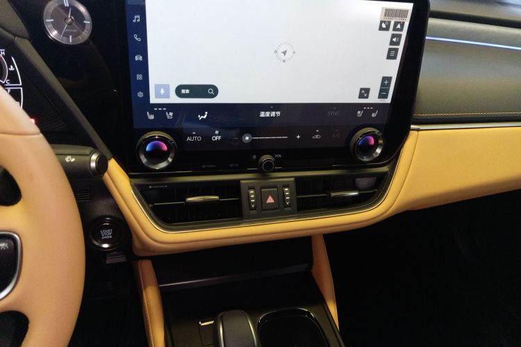 雷克萨斯ES 2025款 200 臻享版中控内饰16