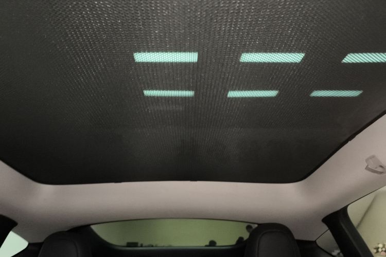 特斯拉 Model Y 2022款 后轮驱动版局部细节22