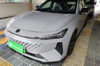 长安UNI-V 智电iDD 2024款 蓝鲸智电iDD 136km 智尊型