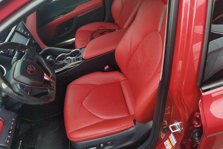 丰田 凯美瑞 2018款 2.5S 锋尚版中控内饰19