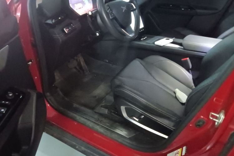 小鹏G3 2020款 520i 智享版中控内饰7003