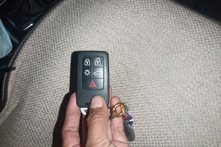 沃尔沃V40 2019款 T3 智逸版中控内饰11