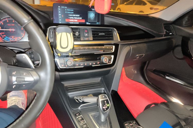 宝马3系 2018款 320Li 领先型M运动套装中控内饰16