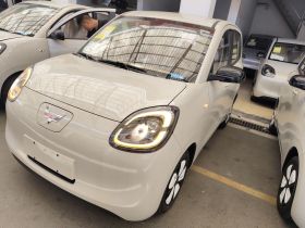 五菱汽车 宏光MINIEV 2025款 四门版 进阶款