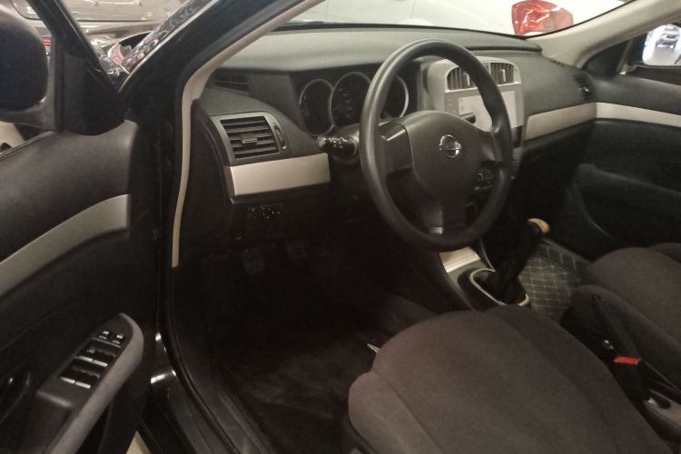 日产 轩逸 2016款 经典 1.6XE 手动领先版中控内饰7003