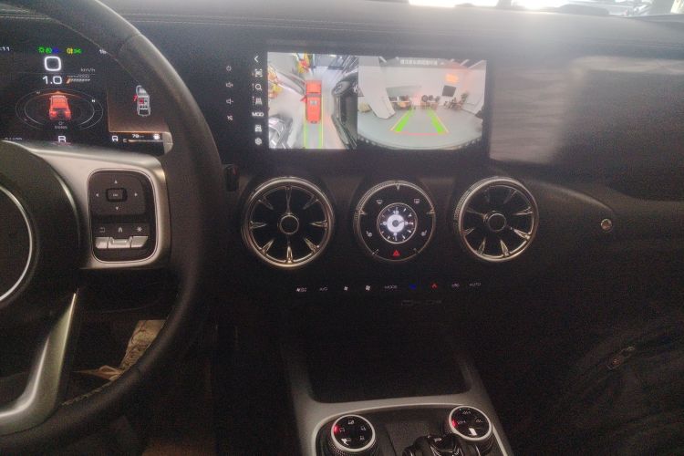 坦克300 2024款 2.0T 征服者中控内饰16