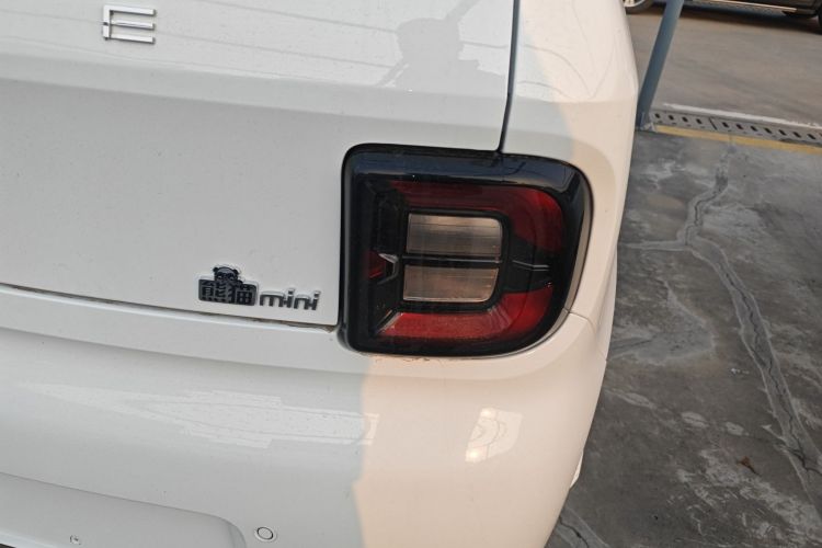 吉利银河 熊猫 2025款 210km 元气熊车身外观9