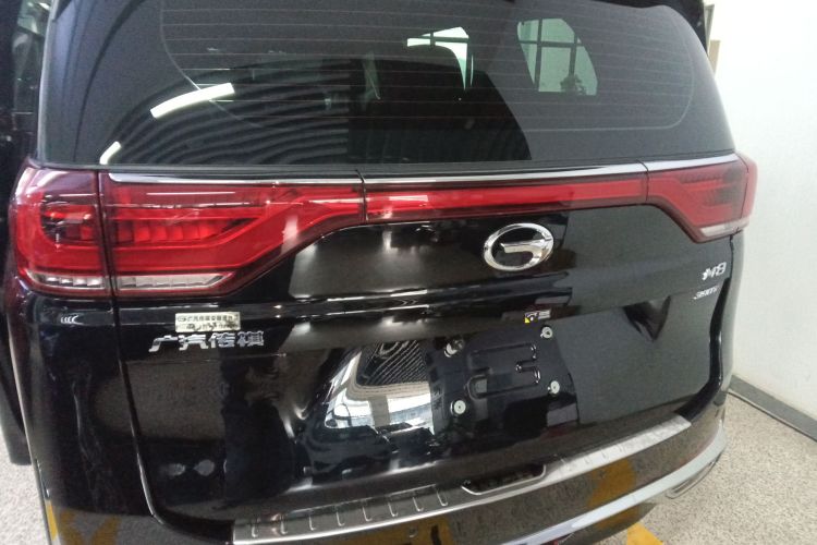 广汽传祺 传祺M8 2023款 领秀系列 390T 尊享版局部细节23