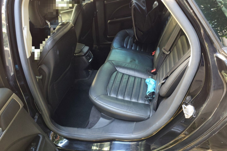 福特 蒙迪欧 2013款 2.0L GTDi200豪华型中控内饰21