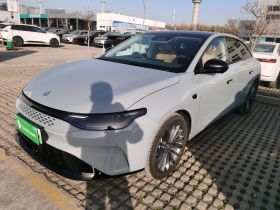 零跑汽车 零跑C01 2024款 增程 316尊享版