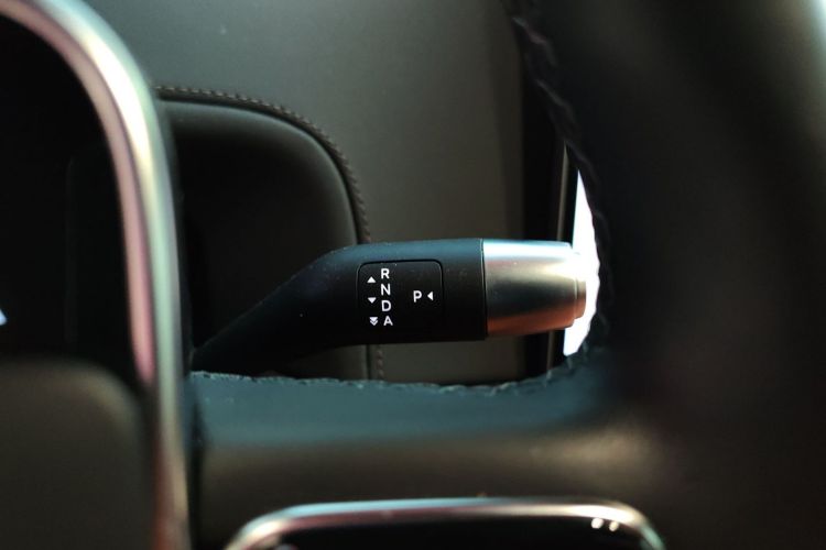 理想汽车 理想L6 2024款 Max中控内饰18