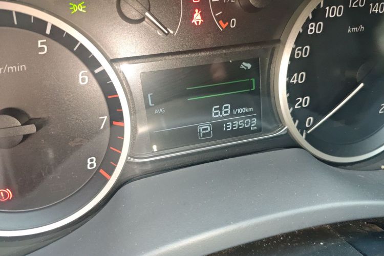 日产 轩逸 2016款 1.6XV CVT智享版中控内饰15