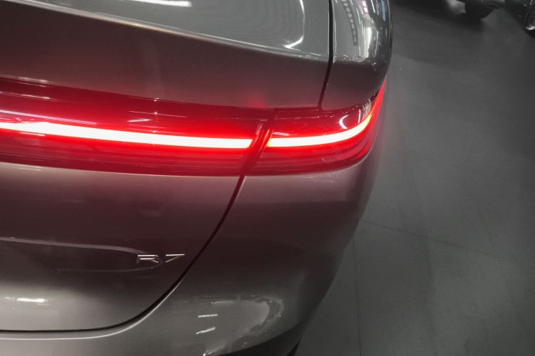 飞凡汽车 飞凡R7 2025款 长续版车身外观6006