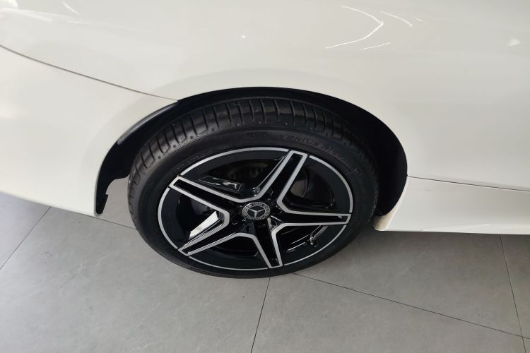 奔驰C级(进口) 2019款 C 260 轿跑车车身外观6008