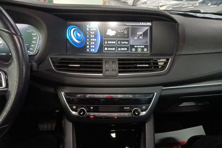 宝沃BXi7 2018款 四驱精英型中控内饰16