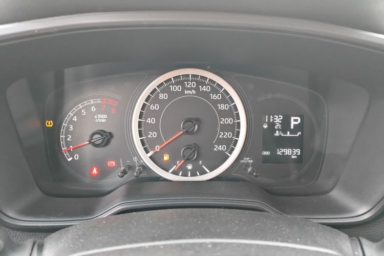 丰田 雷凌 2022款 改款 TNGA 1.5L CVT进取版中控内饰14