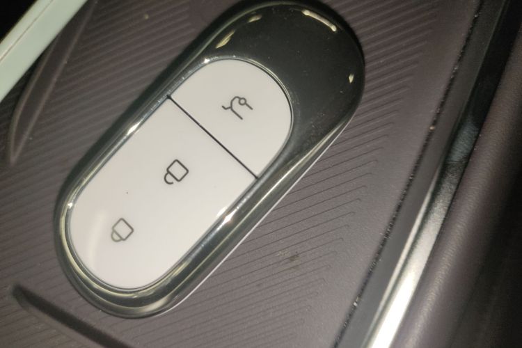 零跑汽车 零跑B10 2025款 510悦享版中控内饰11