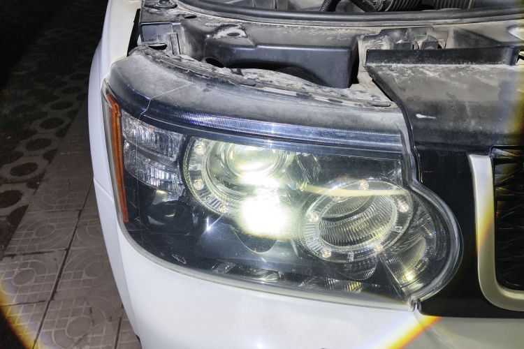 路虎 揽胜运动版 2013款 3.0 TDV6 柴油版车身外观6006