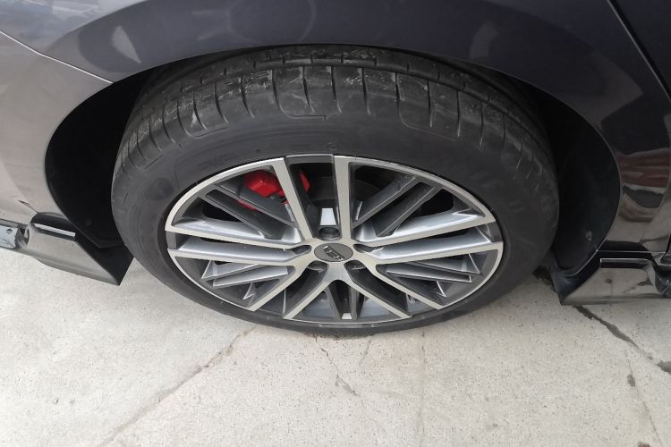 吉利汽车 星瑞 2024款 2.0TD 霄汉版车身外观6008