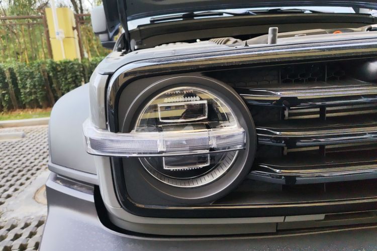 坦克300 2025款 2.0T 征服者车身外观8