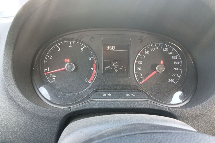 大众 Polo 2016款 1.4L 手动风尚型中控内饰14