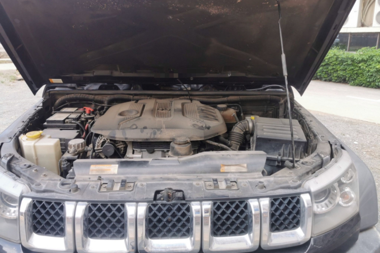 北京BJ40 2017款 40L 2.3T 自动四驱环塔冠军版局部细节9007