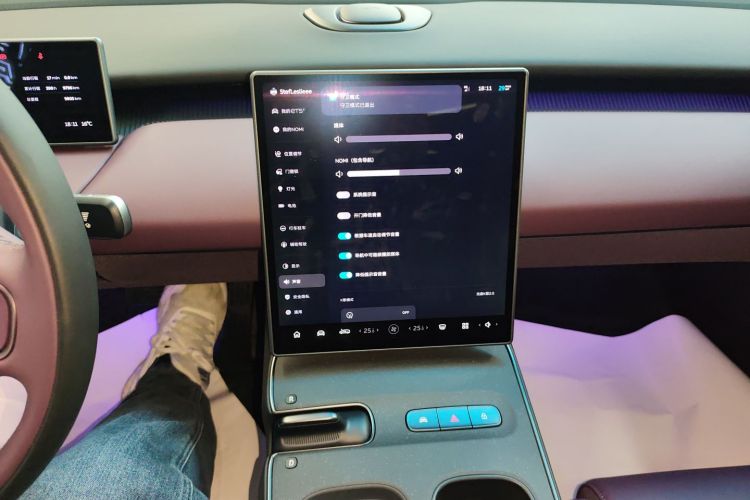 蔚来ET5T 2024款 75kWh Touring中控内饰16