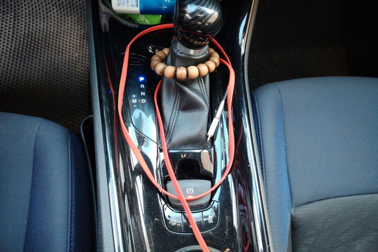 丰田C-HR 2018款 2.0L 领先天窗版 国V中控内饰18